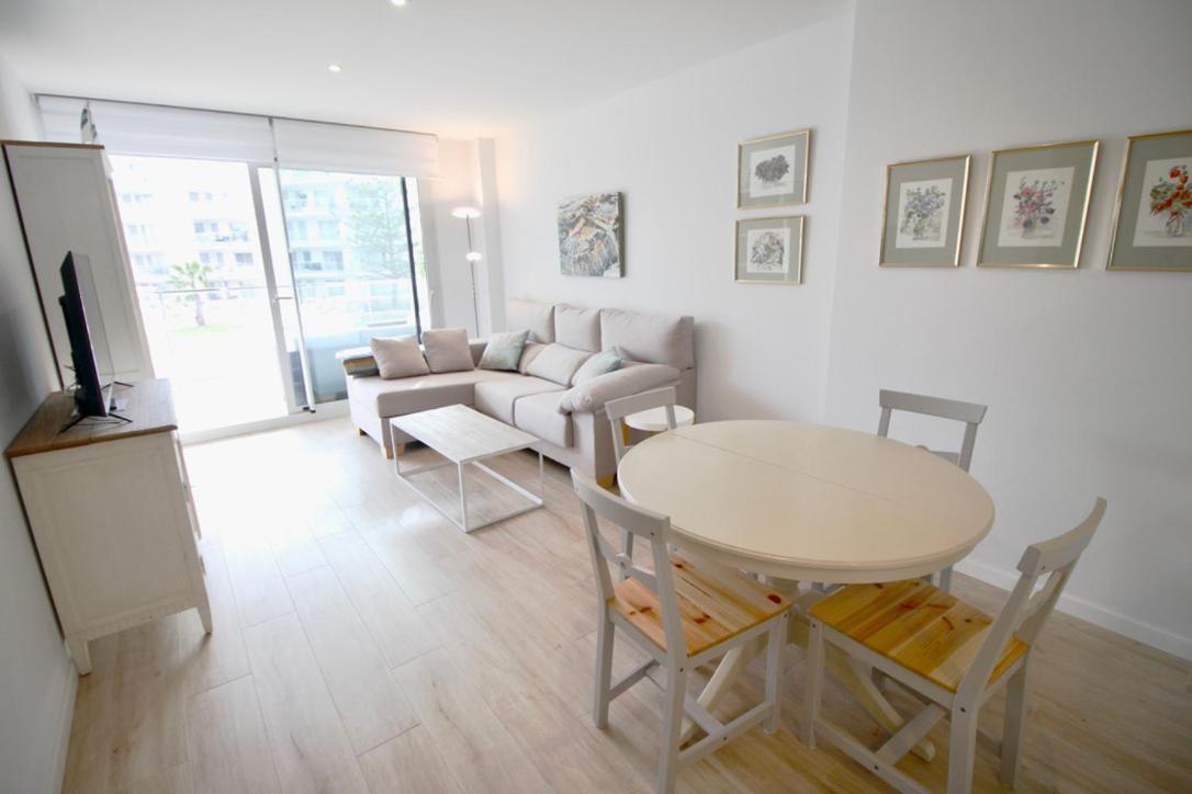 Marina Real 83 By Homeprive Denia Exteriör bild